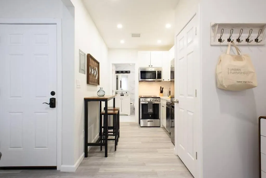 240-12 Brand New Studio Prime Location W&D New York United States