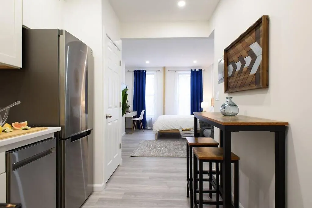 240-12 Brand New Studio Prime Location W&D New York 0*,  United States