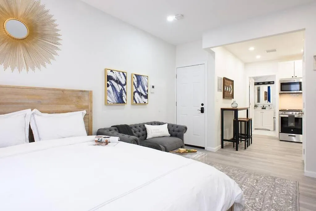 240-12 Brand New Studio Prime Location W&D New York